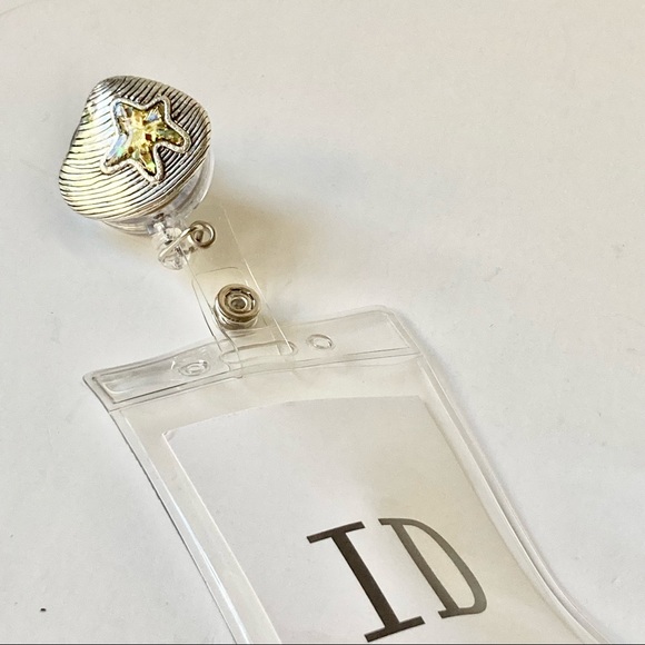 Sea Shell Sea Life ID Work Badge Holder Lanyard Island Nautical Beach - Picture 5 of 9